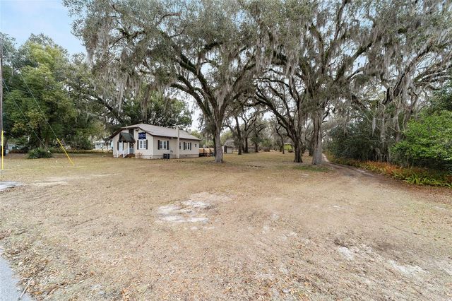 219 W MCCLENDON STREET, Lady Lake, FL 32159