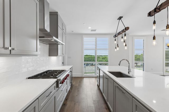 5270 Town and Country Boulevard 216, Frisco, TX 75034