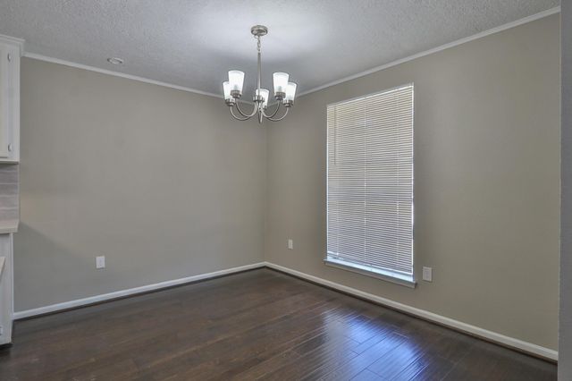 506 Castlelake Drive, Friendswood, TX 77546