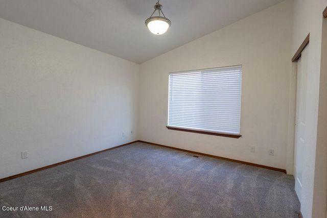 7942 W KAYAK CT, Rathdrum, ID 83858