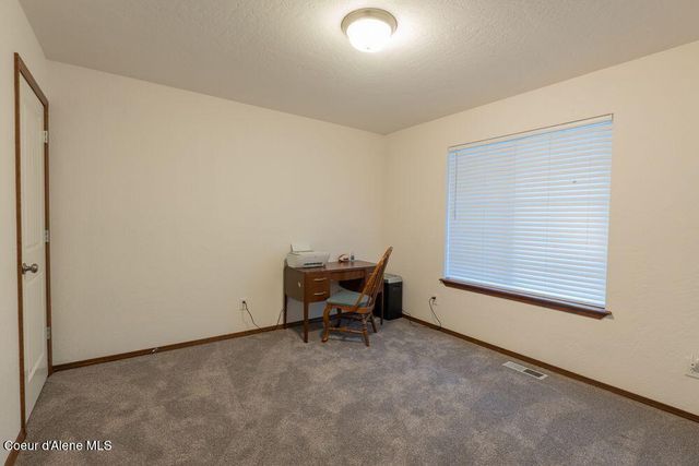 7942 W KAYAK CT, Rathdrum, ID 83858