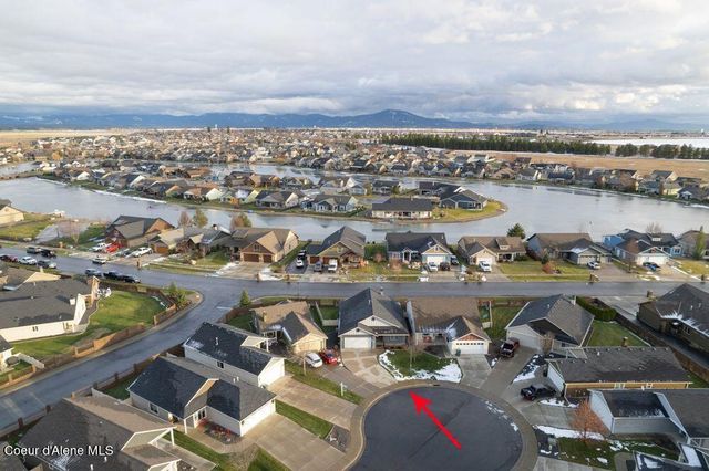 7942 W KAYAK CT, Rathdrum, ID 83858