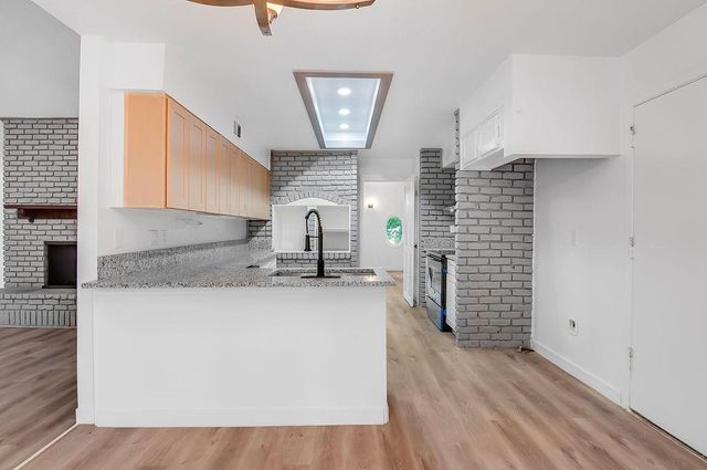 10603 Hillcroft Avenue, Houston, TX 77096