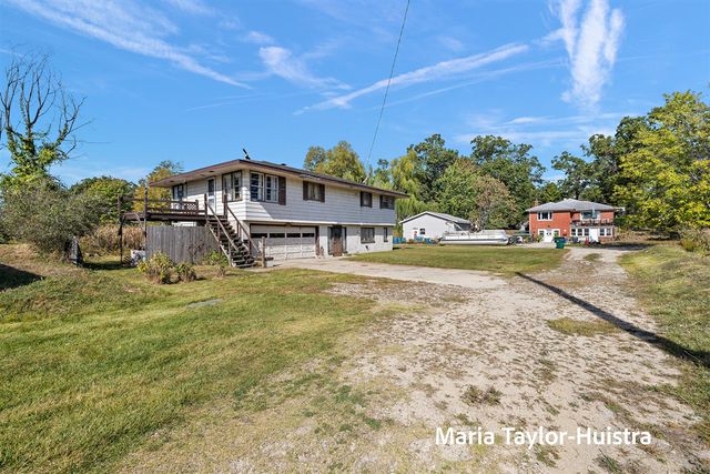 301 Birch Drive, Muskegon, MI 49445