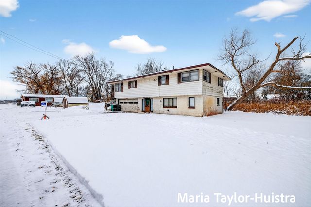 301 Birch Drive, Muskegon, MI 49445