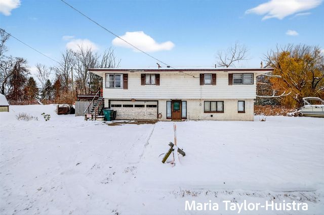 301 Birch Drive, Muskegon, MI 49445