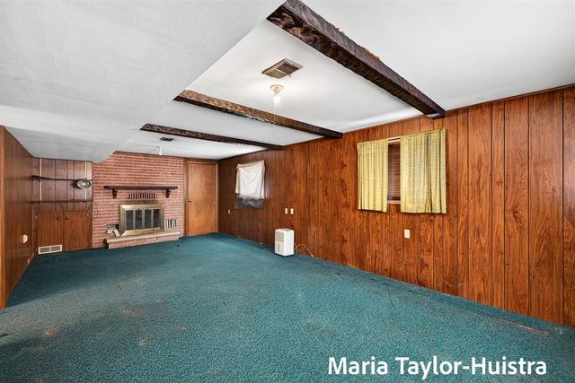 301 Birch Drive, Muskegon, MI 49445