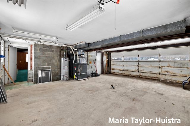 301 Birch Drive, Muskegon, MI 49445