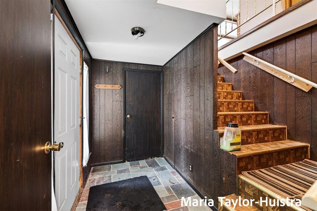 301 Birch Drive, Muskegon, MI 49445