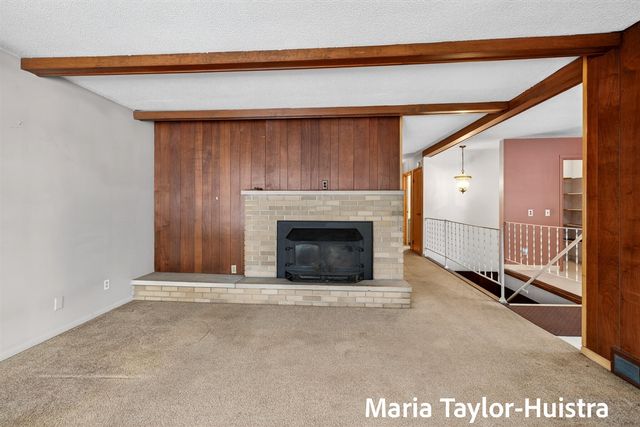 301 Birch Drive, Muskegon, MI 49445