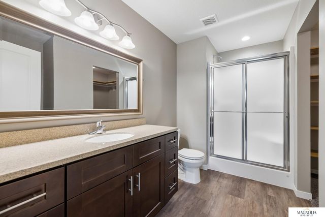 6305 Whitewater Lane, Lincoln, NE 68521