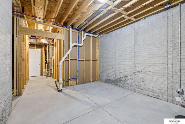6305 Whitewater Lane, Lincoln, NE 68521