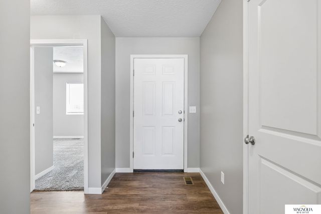 6305 Whitewater Lane, Lincoln, NE 68521