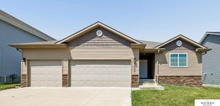 6305 Whitewater Lane, Lincoln, NE 68521