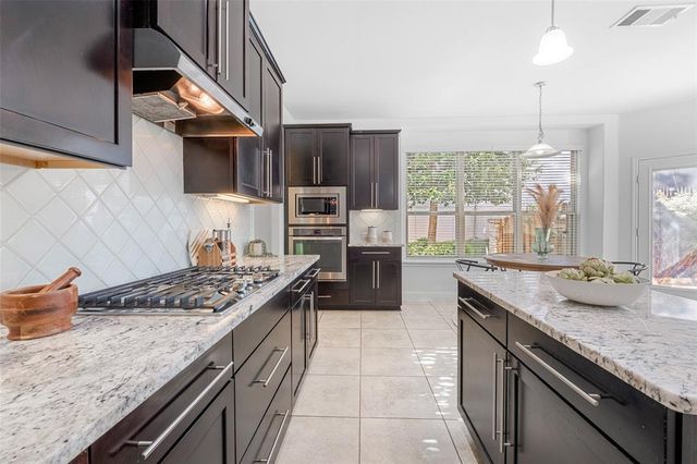 15201 Joseph DR, Lakeway, TX 78734