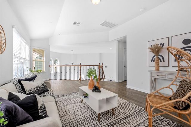 15201 Joseph DR, Lakeway, TX 78734