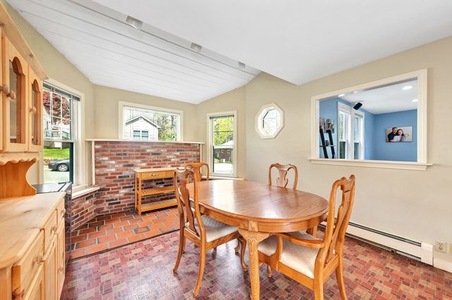 243 Nahant St, Wakefield, MA 01880