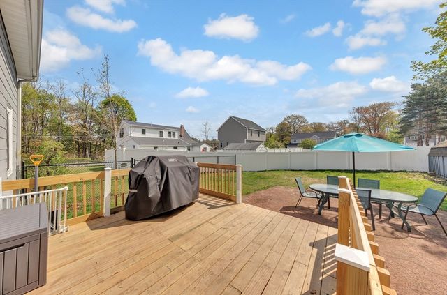 243 Nahant St, Wakefield, MA 01880