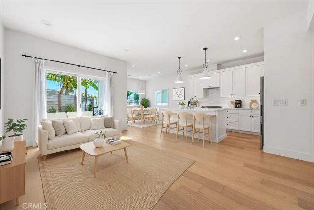 3097 Molokai Place, Costa Mesa, CA 92626
