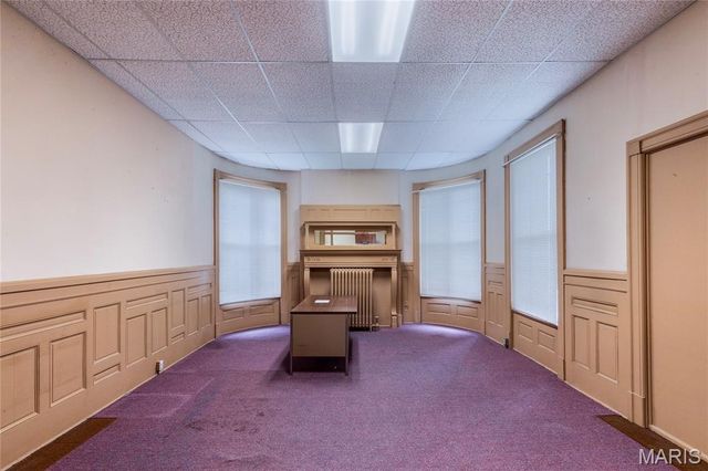 3835 Westminster Place, St Louis, MO 63108