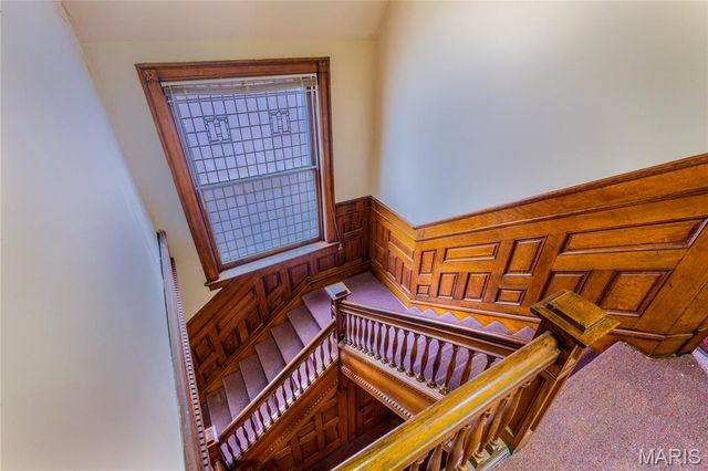 3835 Westminster Place, St Louis, MO 63108