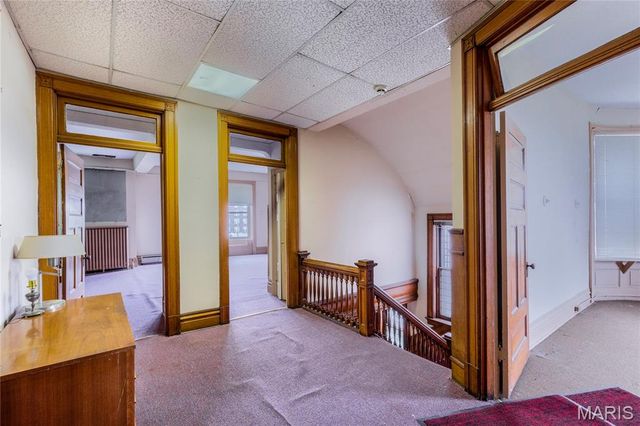 3835 Westminster Place, St Louis, MO 63108