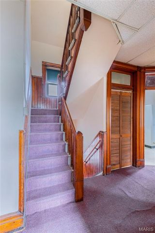 3835 Westminster Place, St Louis, MO 63108