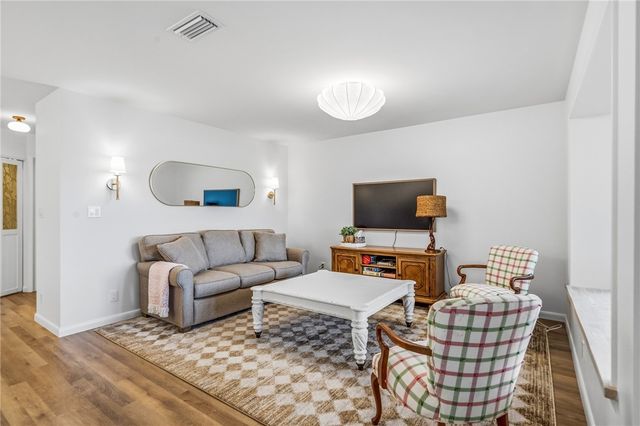 8725 Lakeside Boulevard 303, Vero Beach, FL 32963