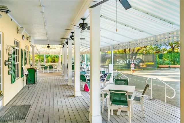 8725 Lakeside Boulevard 303, Vero Beach, FL 32963