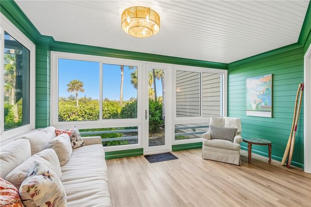 8725 Lakeside Boulevard 303, Vero Beach, FL 32963