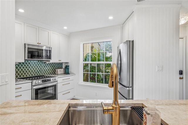 8725 Lakeside Boulevard 303, Vero Beach, FL 32963