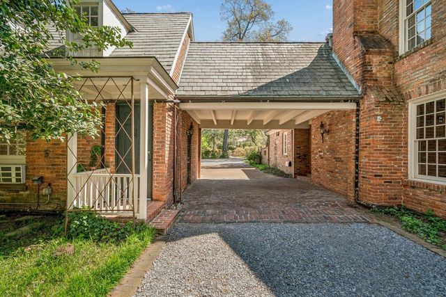40 S ROSE RD, Memphis, TN 38117