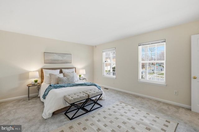 807 EASTERN POINT RD, Annapolis, MD 21401