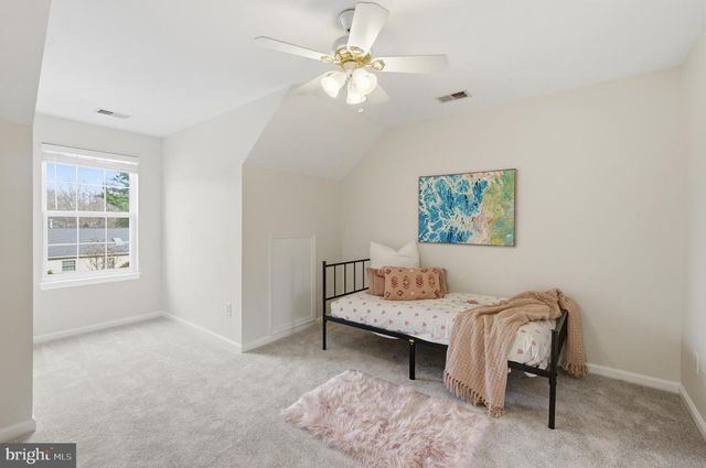 807 EASTERN POINT RD, Annapolis, MD 21401