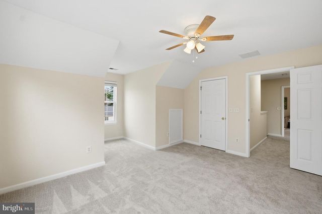 807 EASTERN POINT RD, Annapolis, MD 21401