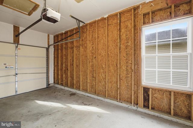 807 EASTERN POINT RD, Annapolis, MD 21401