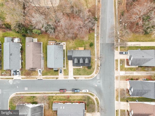 807 EASTERN POINT RD, Annapolis, MD 21401