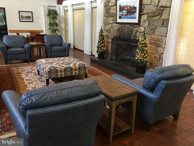 807 EASTERN POINT RD, Annapolis, MD 21401