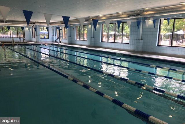 807 EASTERN POINT RD, Annapolis, MD 21401