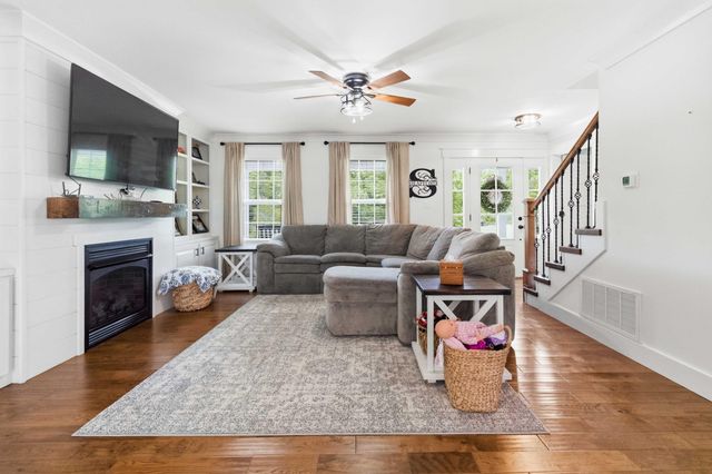 2604 Upper Rader Road, Manchester, KY 40962