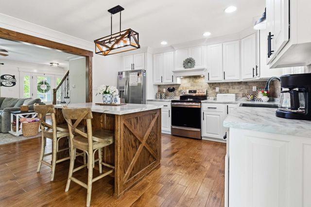 2604 Upper Rader Road, Manchester, KY 40962