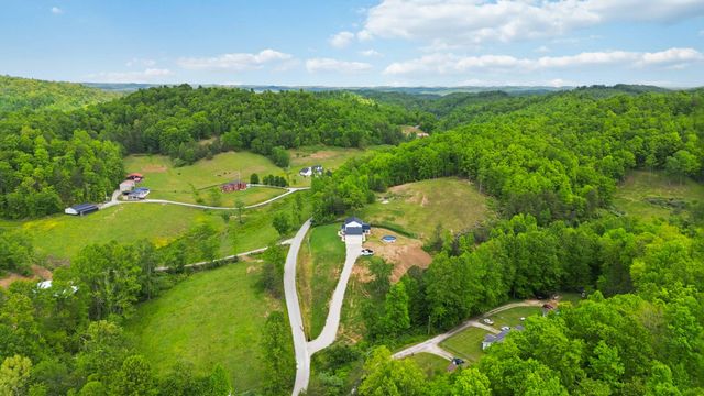2604 Upper Rader Road, Manchester, KY 40962