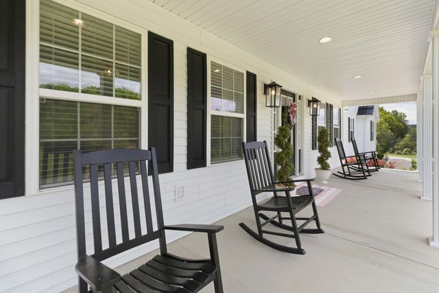 2604 Upper Rader Road, Manchester, KY 40962