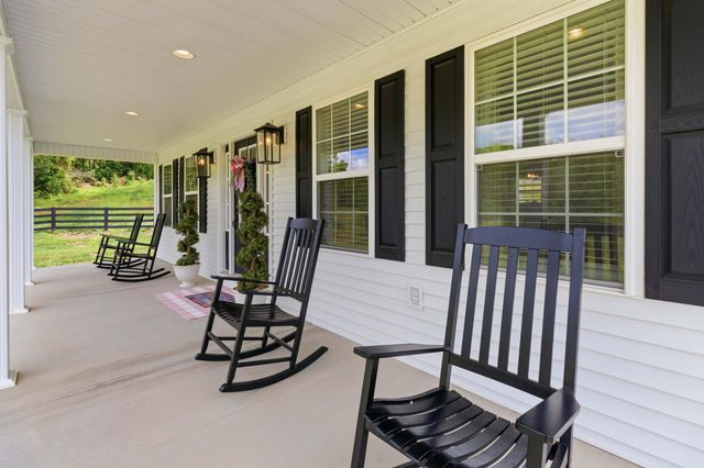 2604 Upper Rader Road, Manchester, KY 40962