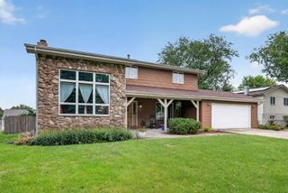 408 S Brookshore Drive, Shorewood, IL 60404
