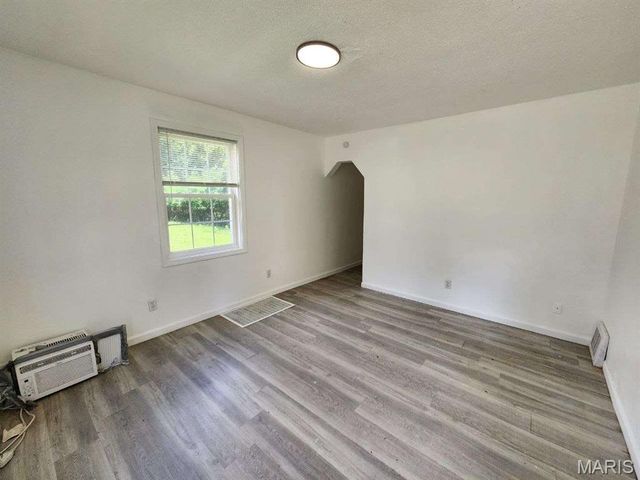 3966 Kleinschmidt Anex, Arnold, MO 63010