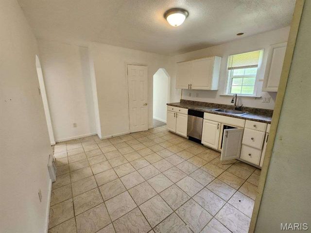 3966 Kleinschmidt Anex, Arnold, MO 63010
