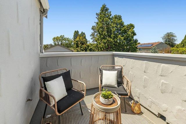 723 Winchester Drive, Burlingame, CA 94010