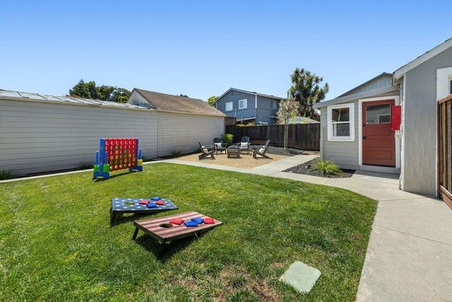723 Winchester Drive, Burlingame, CA 94010