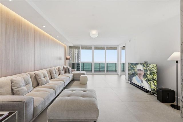 3100 N Ocean Boulevard N 1902, Fort Lauderdale, FL 33308